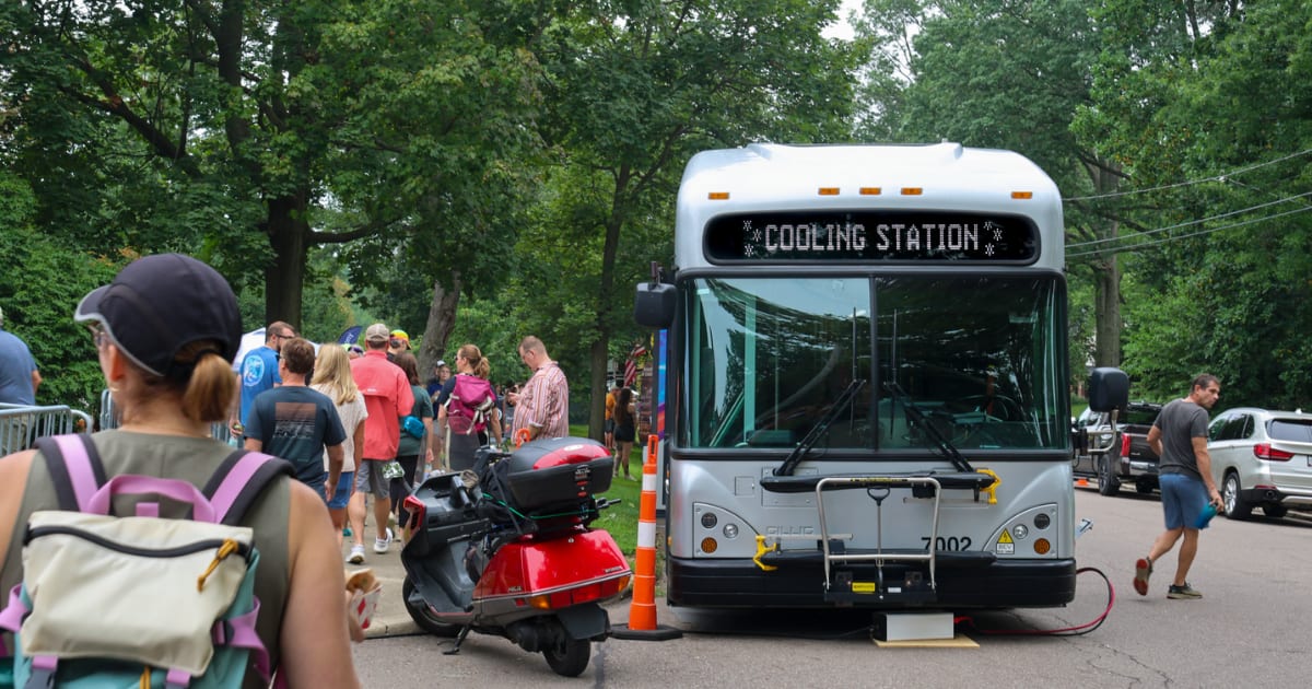 Ohio’s METRO RTA Turns Electric Buses into Mobile Power Sources at PorchROKR