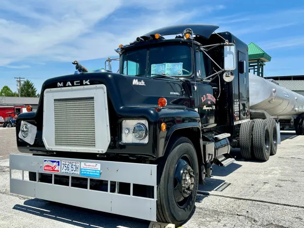 Black Mack truck from 1970 with big chrome bumper