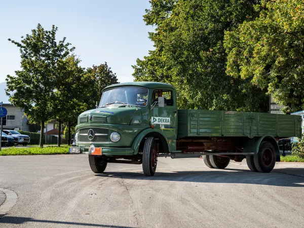 Mercedes-Benz 130 years of trucking.