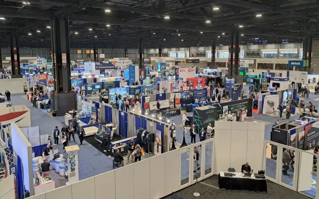 An overhead view of APTA EXPO's show floor.