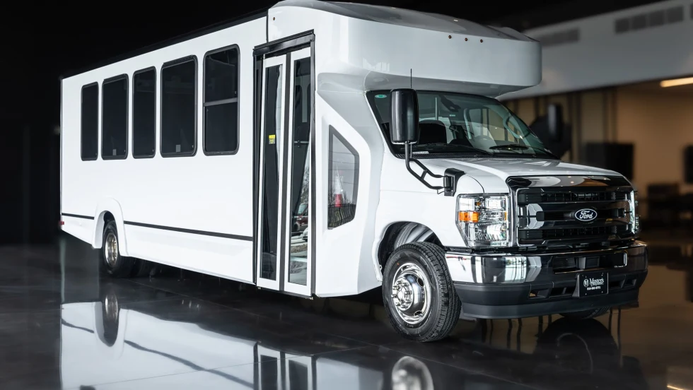 A Master's Motors MM29 shuttle bus
