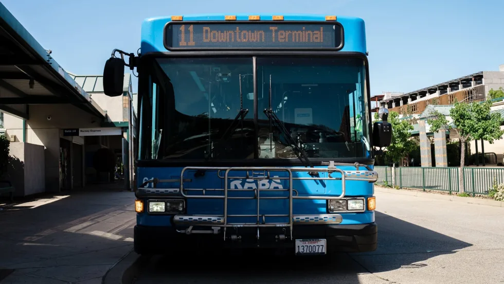 A RABA bus