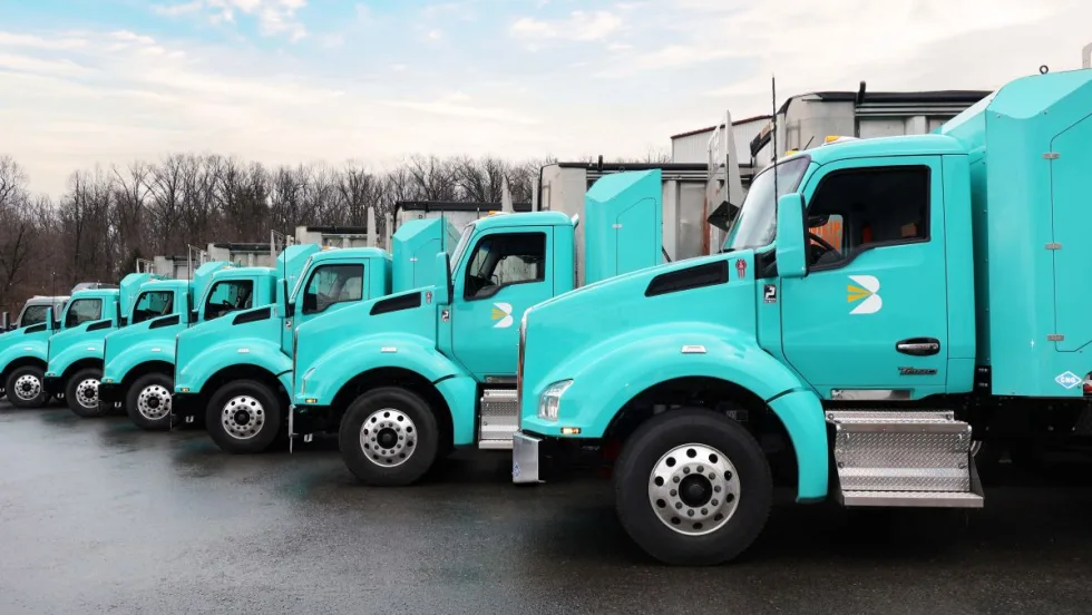 PacLease trucks powered by Cummins X15N.