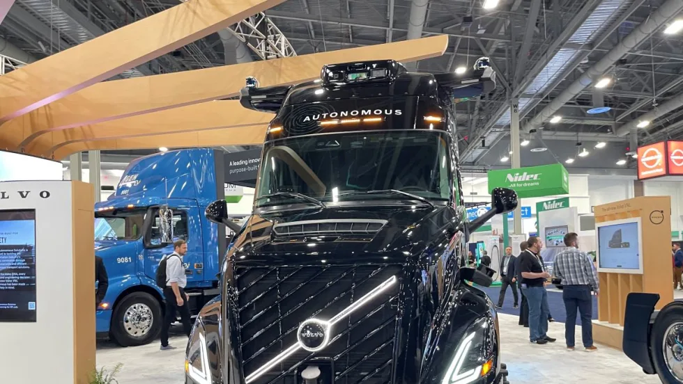 Volvo VNL at ACT Expo 2024.