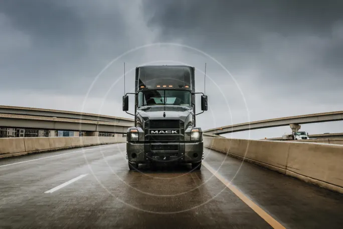 Mack Connect.