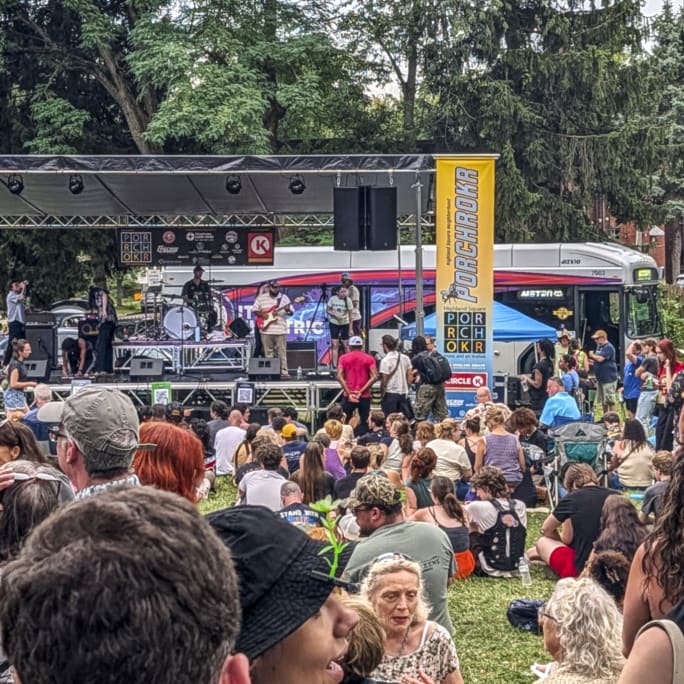 Ohio’s METRO RTA Turns Electric Buses into Mobile Power Sources at PorchROKR