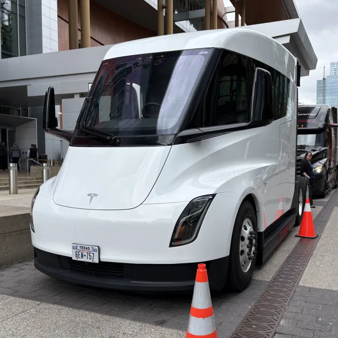 Photo of Tesla Semi