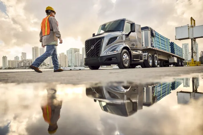 Volvo VNR