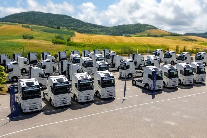 Volvo FH tractors. 