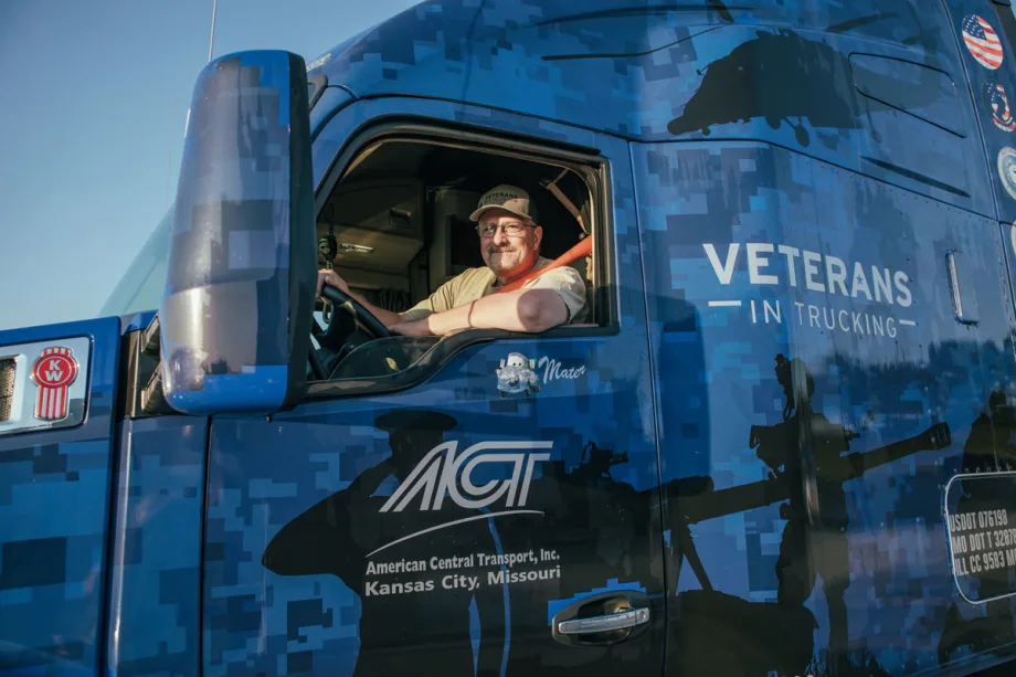 How Can Trucking Fleets Keep the Best Drivers?