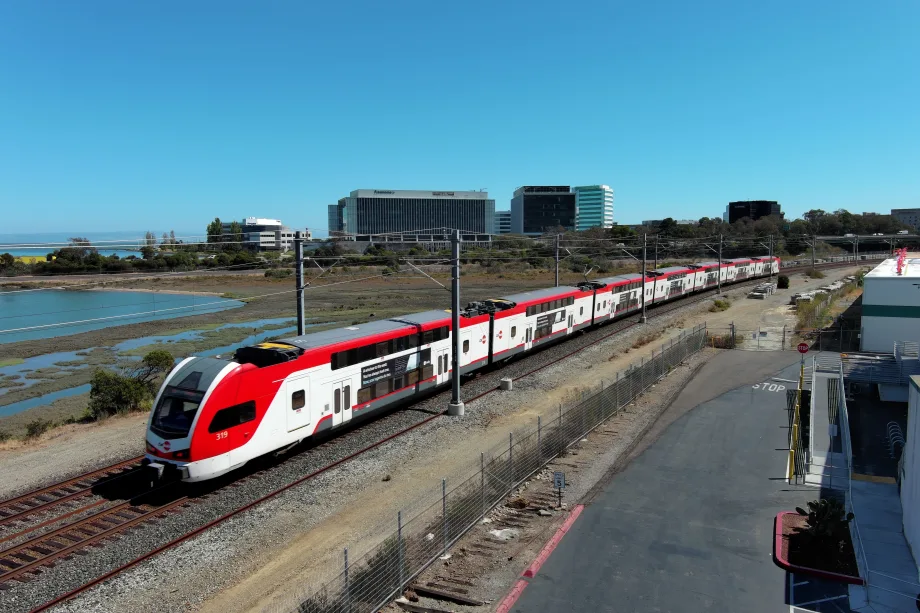 A Caltrain electric railcar on the tracks