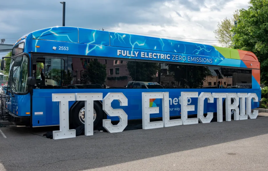 Cincinnati Metro's new battery-electric bus, which was unveiled on Earth Day