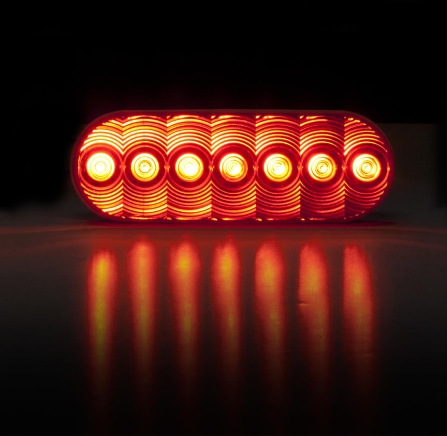 Peterson Unveils Radical Lens Design in New LumenX LED Lights