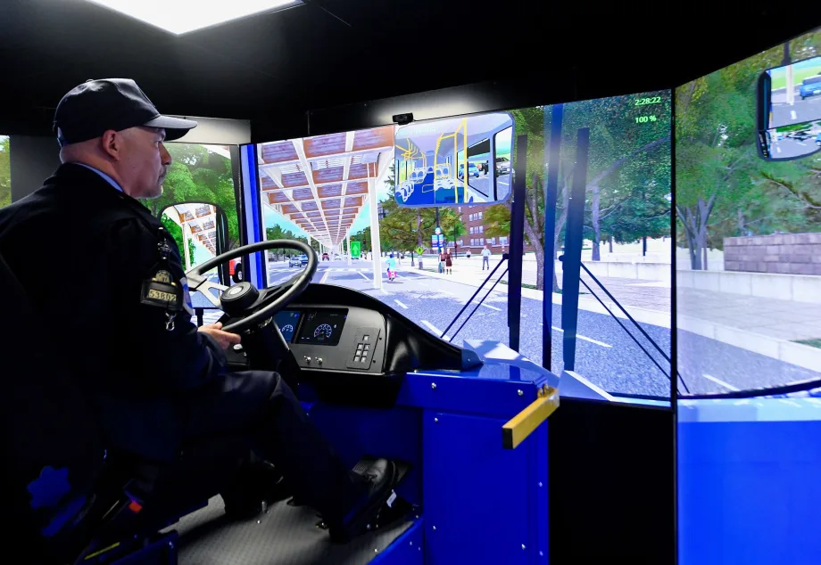 A New York MTA bus simulator with driver