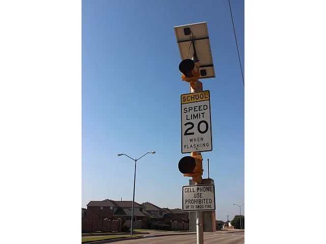 School zone warning signals