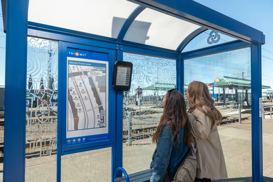 How TriMet is Leading the Way with Solar-Powered Digital Signage