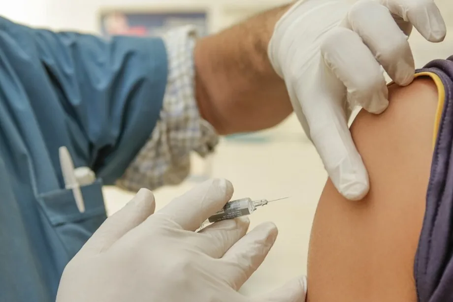 What Will COVID-19 Vaccine Mandate Mean for Trucking?