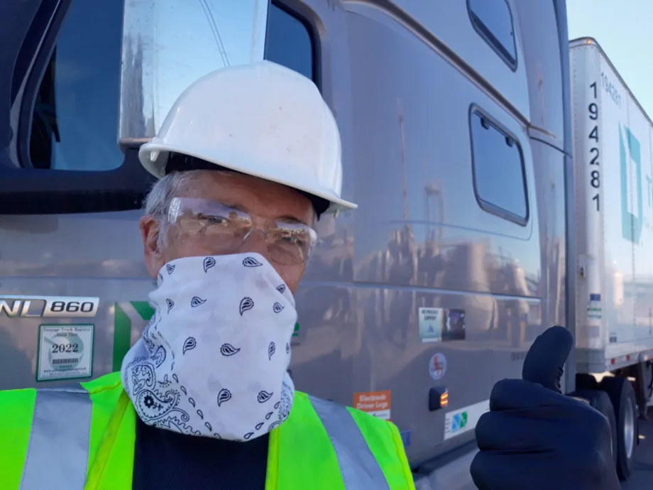 Truck Drivers Need Communication More than Ever During COVID-19 Crisis