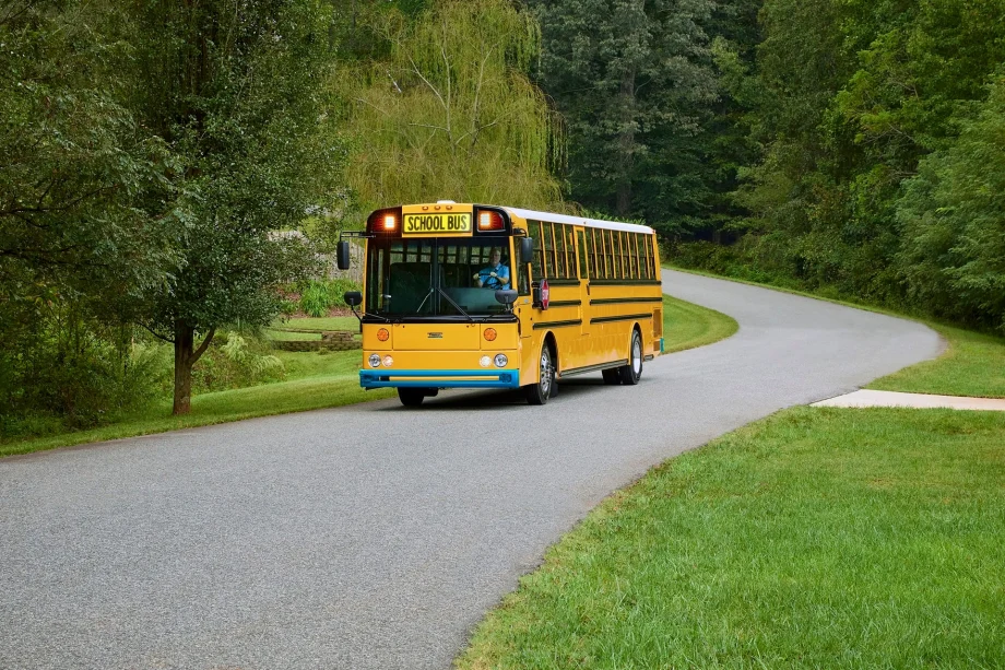 Thomas Built Buses Unveils Its First Electric Type D Bus