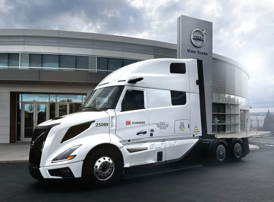 DB Schenker Volvo VNL.